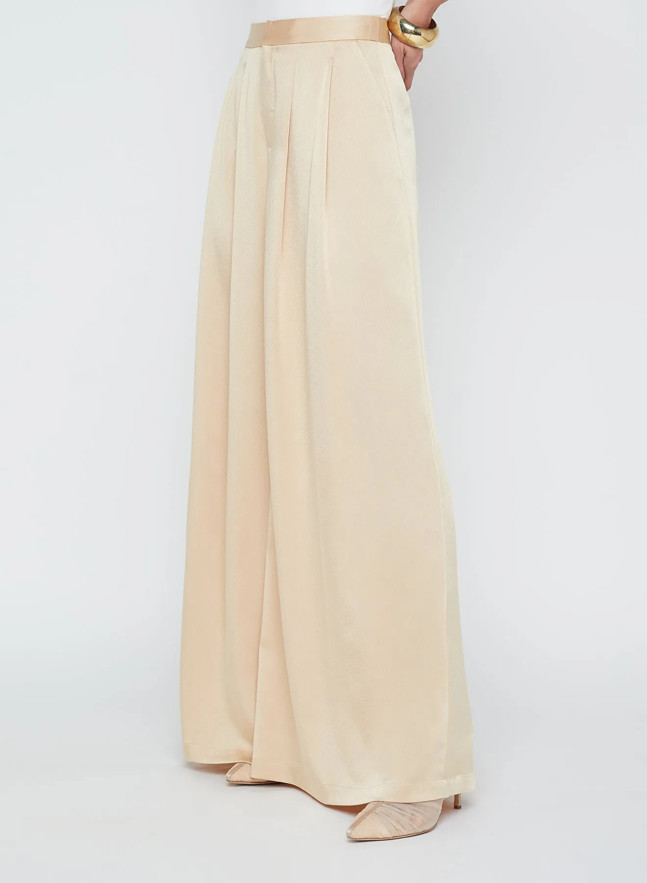 Aubrie Mid Rise Wide Leg Pant