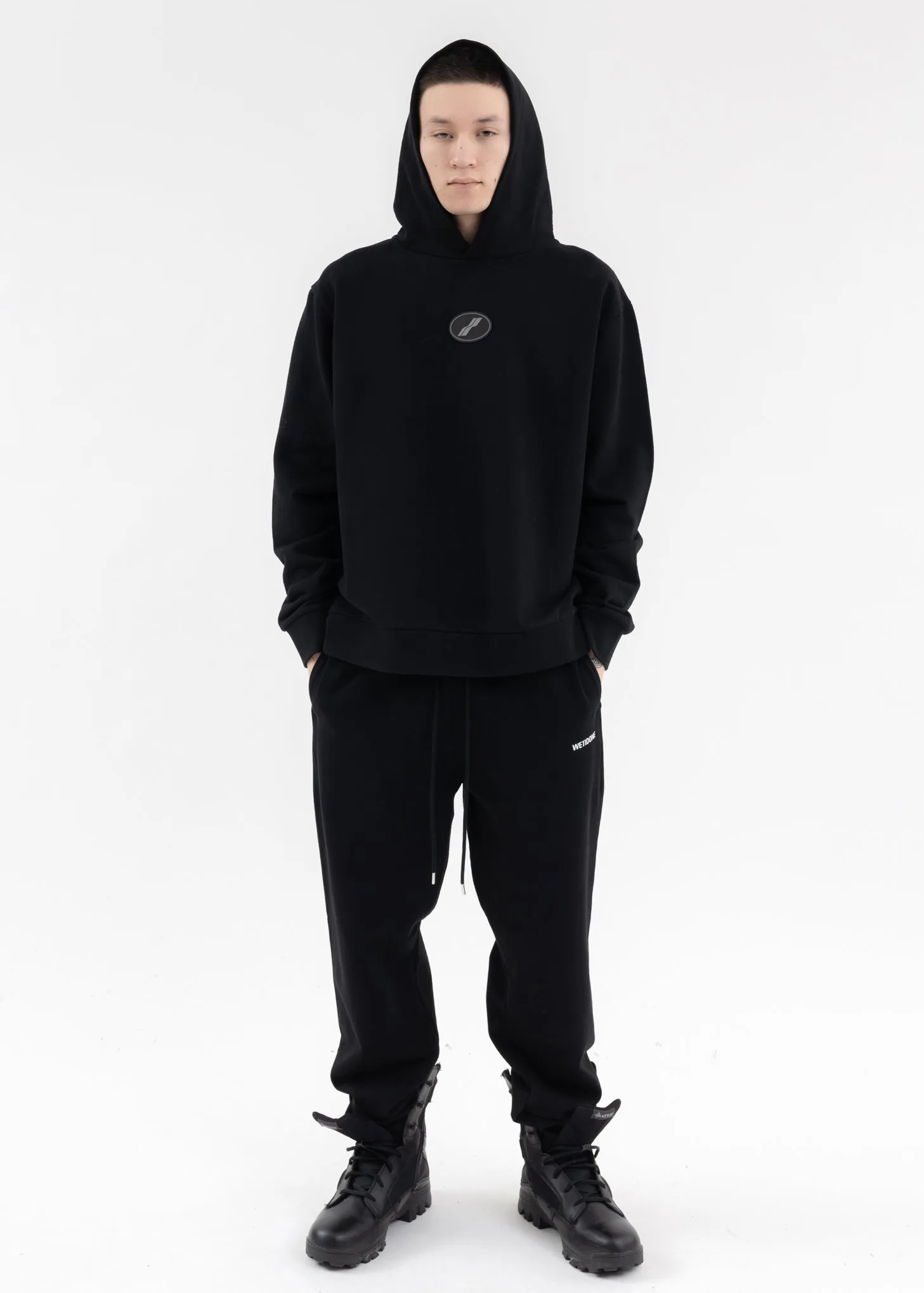 BLACK SYMBOL WAPPEN HOODIE