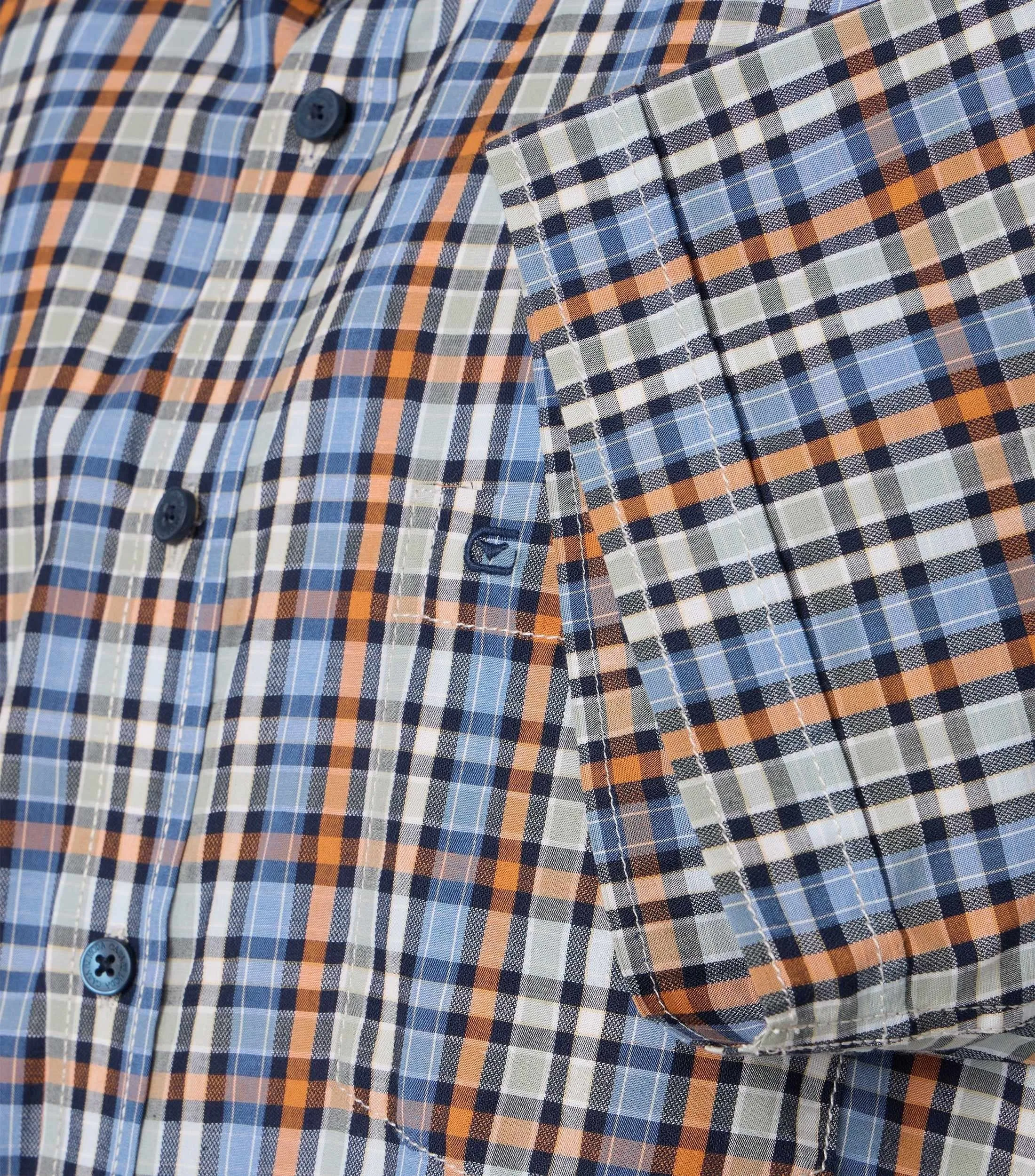 Casual Fit Short Sleeve Shirt