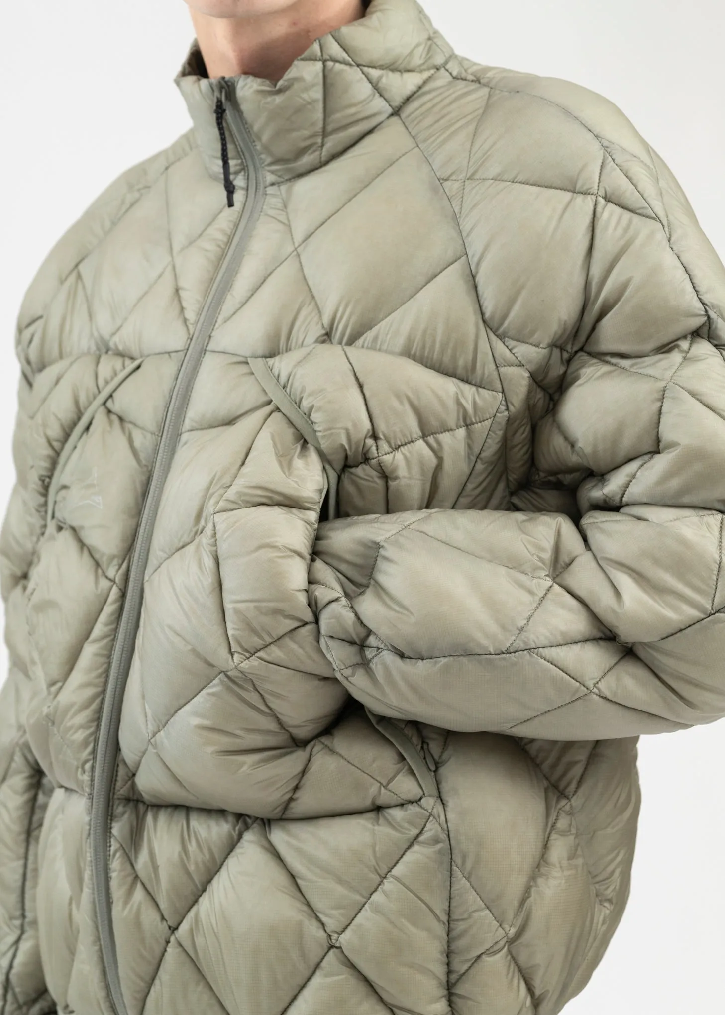 GREY GREEN LIGHT DOWN JACKET