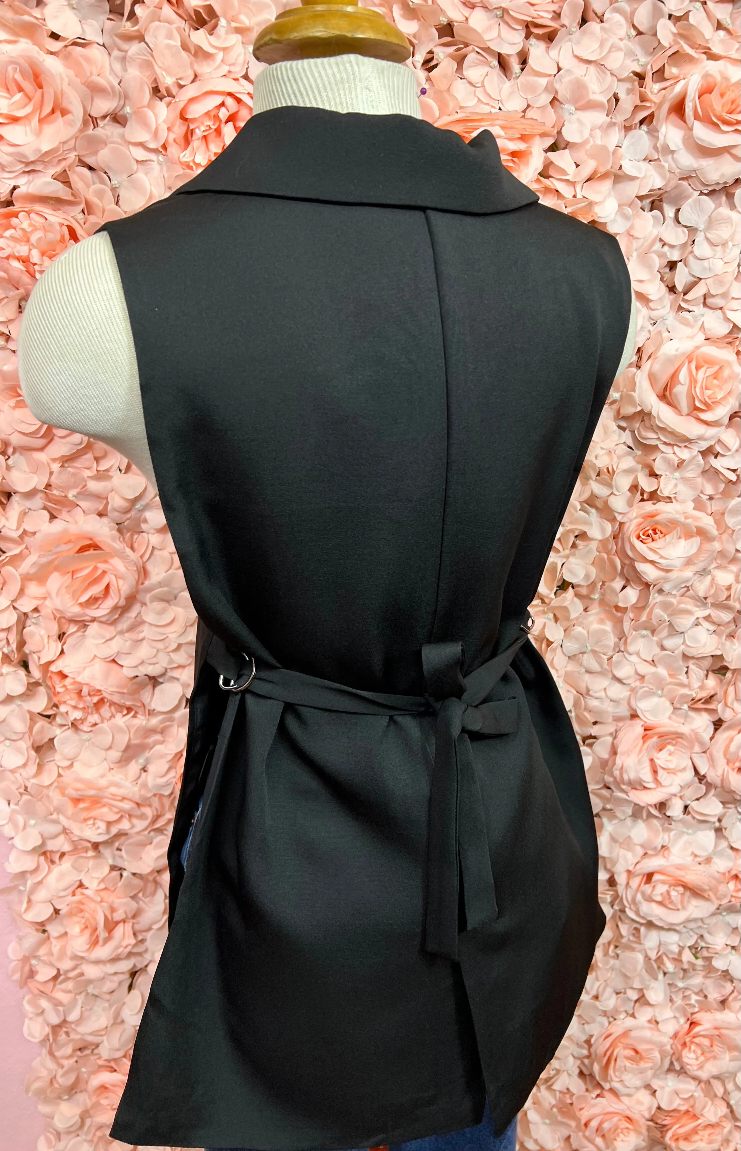 Ivy Button Black Vest