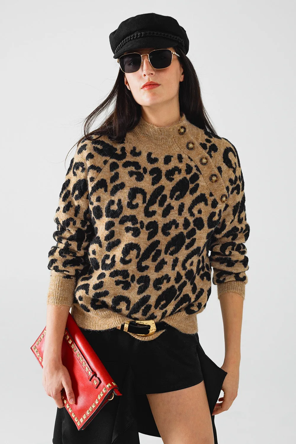 Leopard knit sweater with buttons on the side
