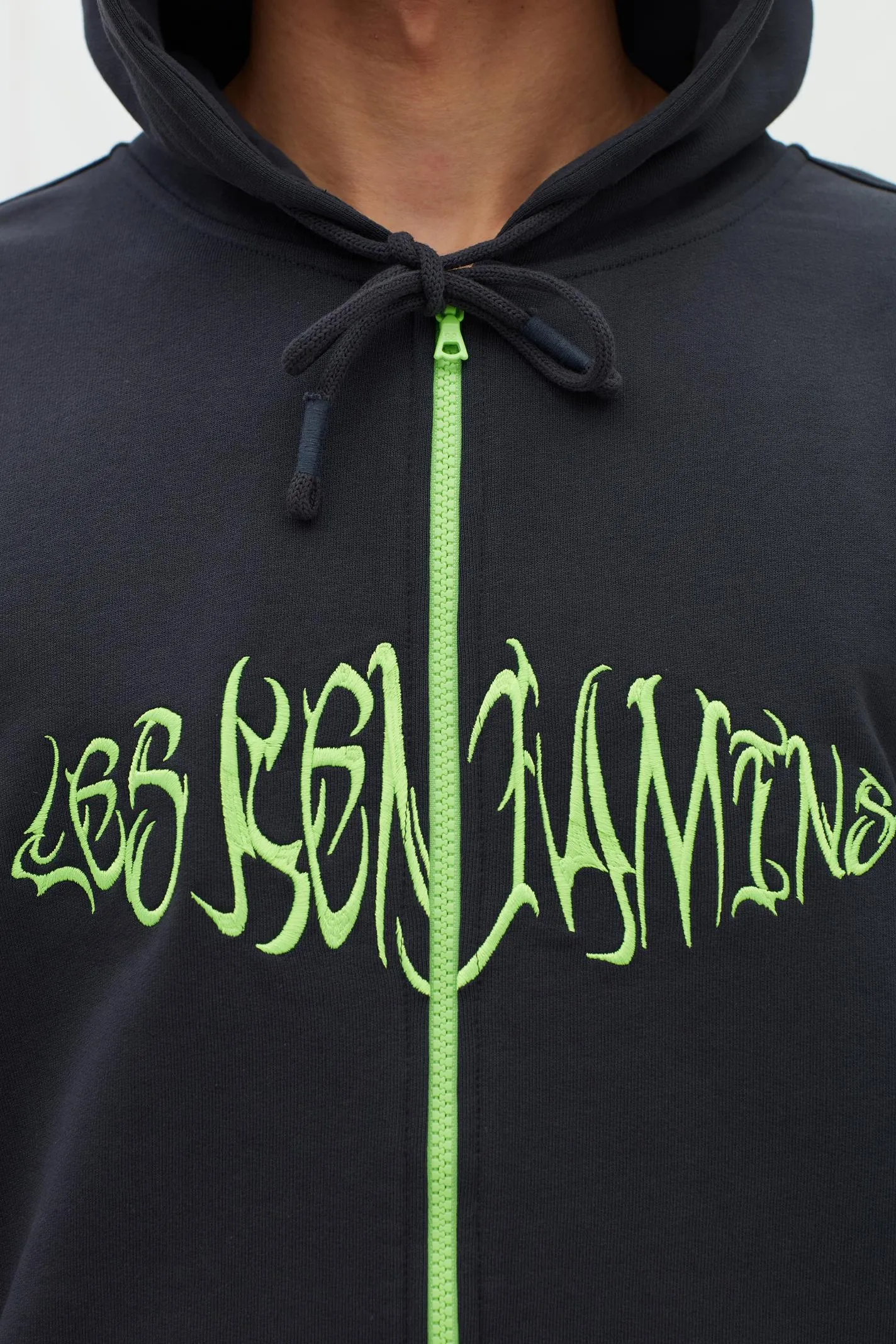 RELAXED ZIP HOODIE 003