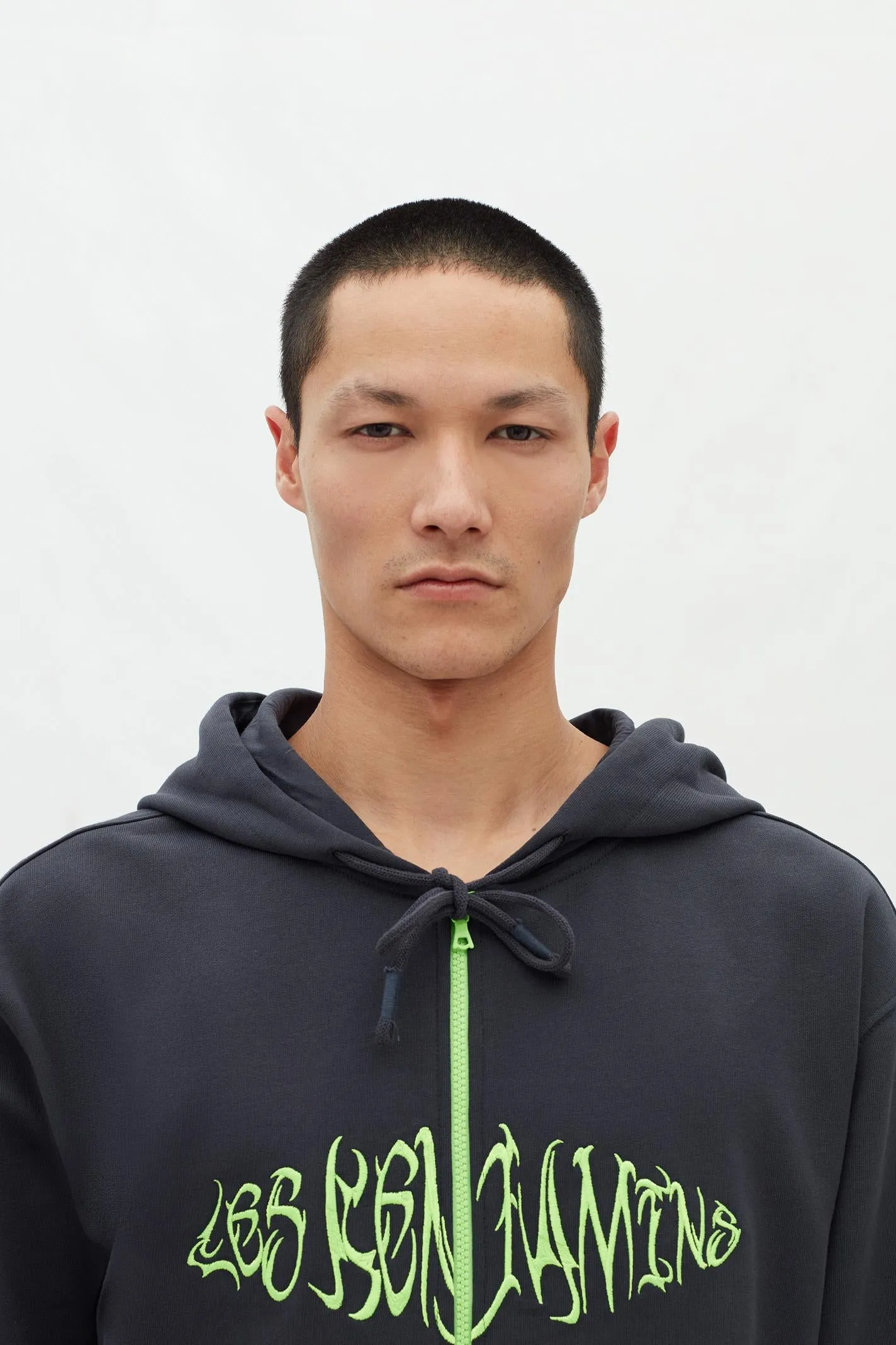 RELAXED ZIP HOODIE 003