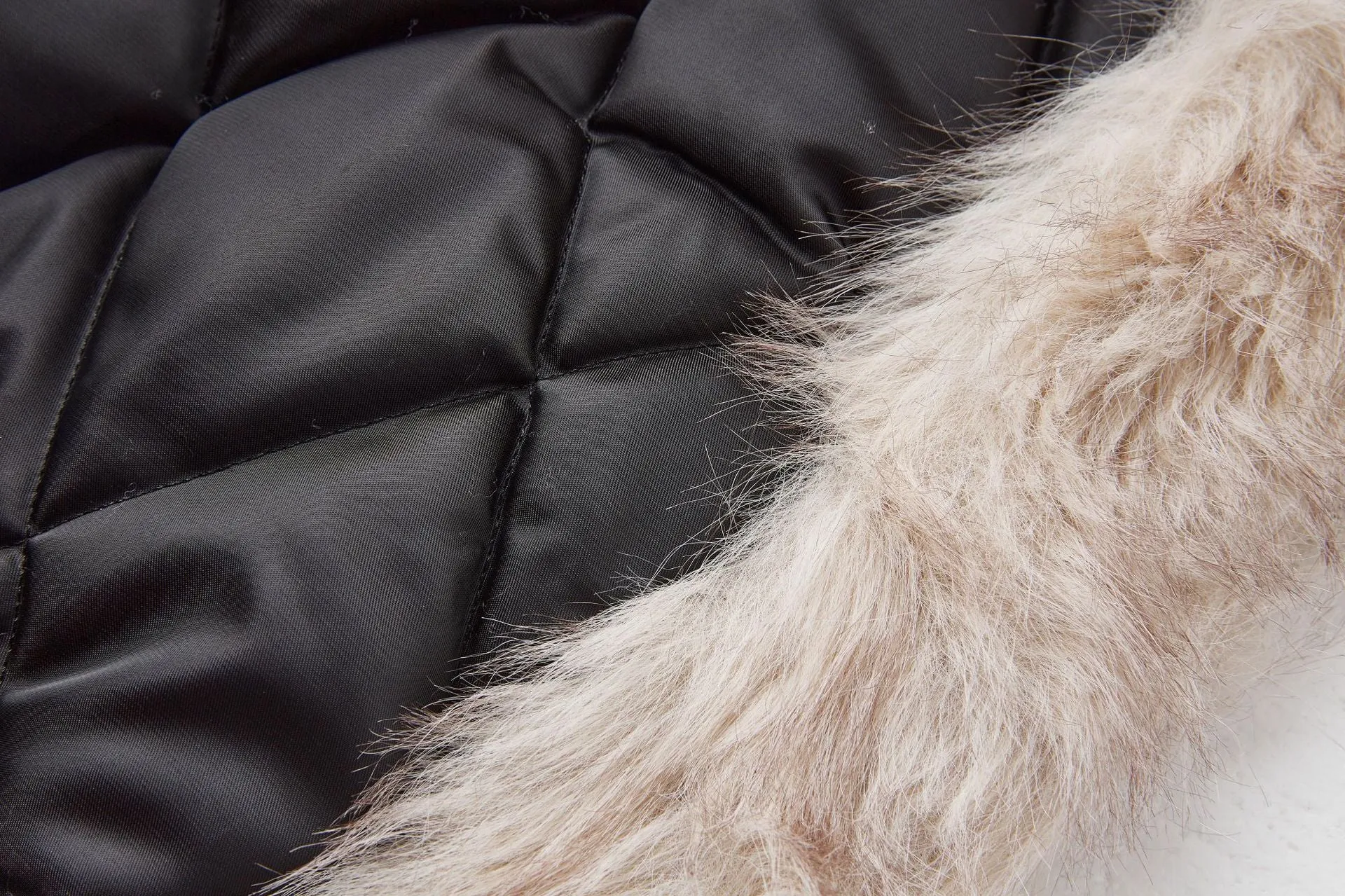 Retro Puffer Jacket - AXIS14
