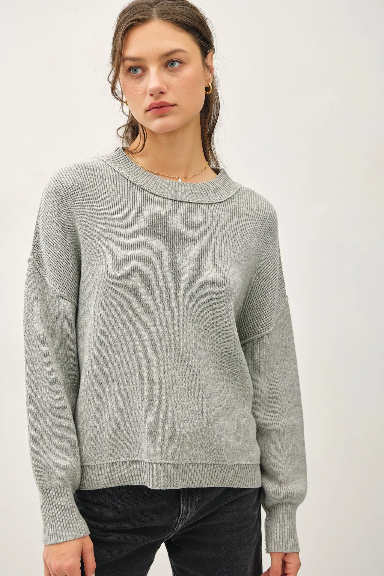 RIBBED KNIT SWEATER